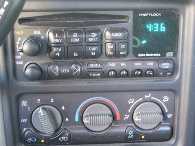 chevyradio11.jpg